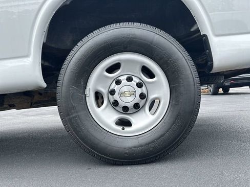 Certified 2023 Chevrolet Express 2500 w/ Driver Convenience Package image 27
