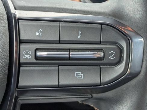 Used 2024 GMC Canyon AT4 w/ Technology Package AWD/4WD image 24