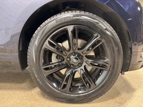 Used 2021 Land Rover Range Rover Velar R-Dynamic S image 11