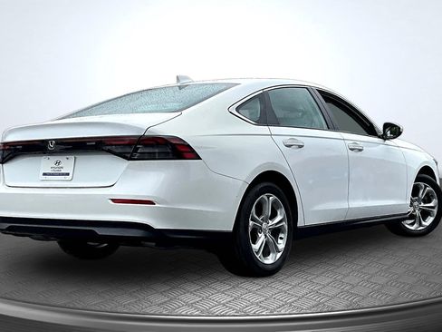 Used 2023 Honda Accord LX image 6