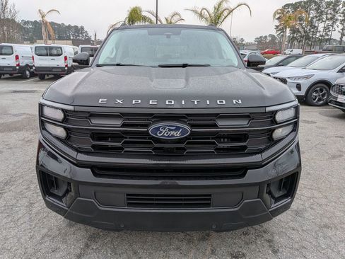 New 2025 Ford Expedition Max Active image 9