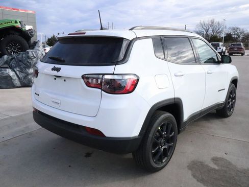 New 2026 Jeep Compass Latitude image 20