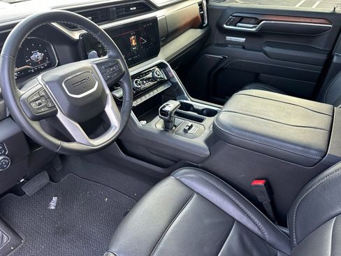 Used 2025 GMC Sierra 1500 Denali w/ Denali Reserve Package AWD/4WD image 10