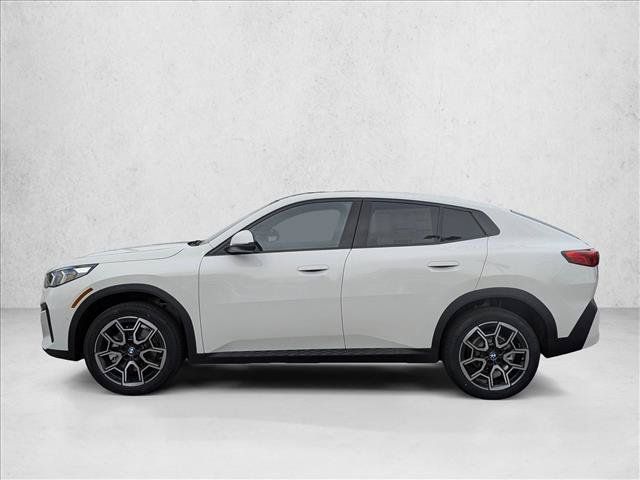 Used 2026 BMW X2 xDrive28i w/ Technology Package AWD/4WD image 5