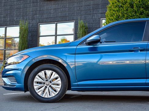 Used 2020 Volkswagen Jetta S w/ Driver Assistance Package image 9