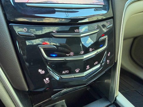 Used 2014 Cadillac XTS Luxury w/ Driver Awareness Package image 36