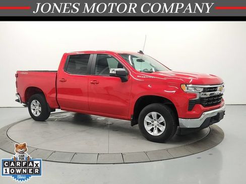 Used 2025 Chevrolet Silverado 1500 LT AWD/4WD image 1