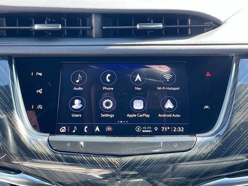 Used 2022 Cadillac XT6 Premium Luxury w/ Technology Package image 15