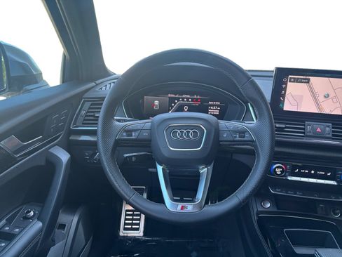 Used 2022 Audi SQ5 Premium Plus AWD/4WD image 12