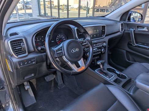 Certified 2020 Kia Sportage EX image 12
