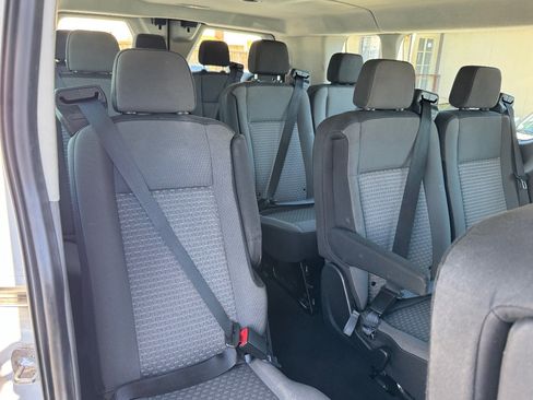 Used 2023 Ford Transit 350 XLT image 19