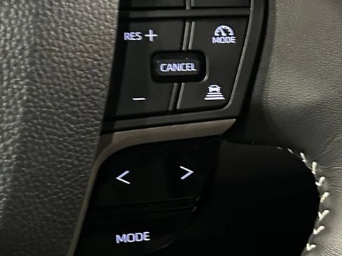 Used 2025 Toyota Camry SE w/ Multimedia Upgrade Package FWD image 62