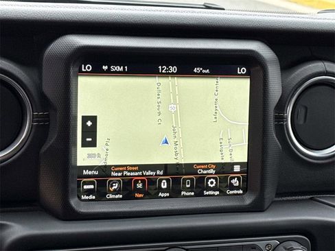 Used 2019 Jeep Wrangler Unlimited Sahara image 21