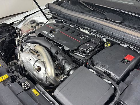 Used 2023 Mercedes-Benz GLB 35 AMG 4MATIC image 14