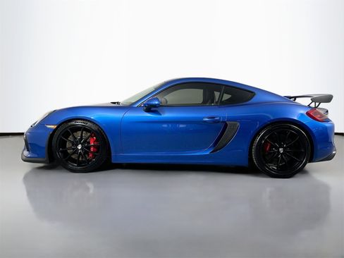 Certified 2016 Porsche Cayman GT4 image 2