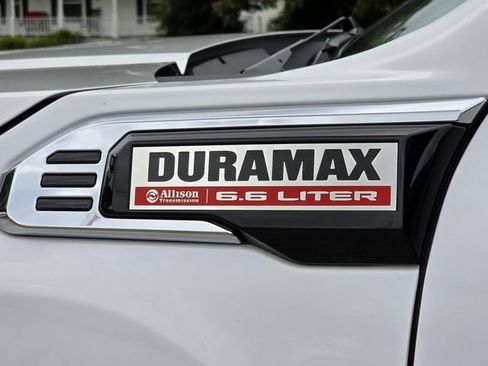 Used 2024 GMC Sierra 2500 Denali w/ Denali Reserve Package AWD/4WD image 7