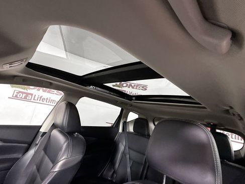 Used 2020 Nissan Murano SL w/ Moonroof Package image 11
