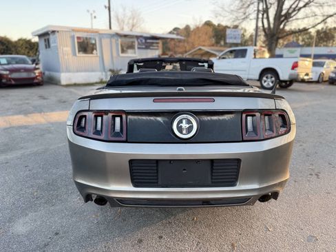 Used 2013 Ford Mustang Premium image 6