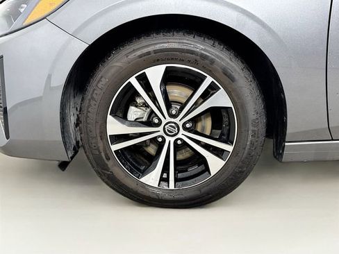 Used 2024 Nissan Sentra SV image 29