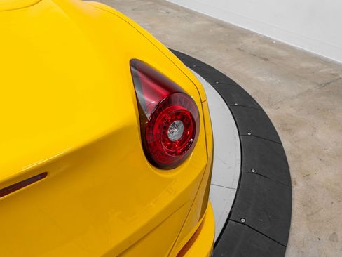 Certified 2017 Ferrari California T image 59