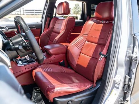 Used 2018 Jeep Grand Cherokee Trackhawk AWD/4WD image 19