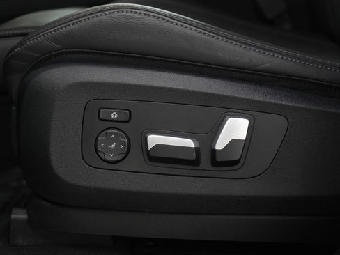 Used 2024 BMW X5 xDrive40i image 28