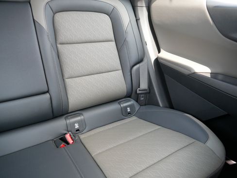 Used 2025 Chevrolet Equinox LT w/ Convenience Package II AWD/4WD image 14