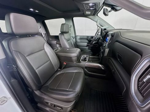 Used 2020 Chevrolet Silverado 2500 LTZ w/ Technology Package image 31