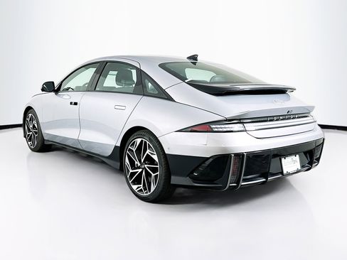 Used 2024 Hyundai Ioniq 6 Limited RWD image 5
