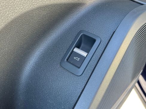 Used 2018 Audi Q5 2.0T Premium Plus image 17