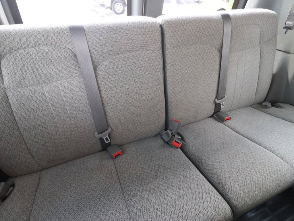 Used 2025 Chevrolet Express 3500 LT w/ LT Preferred Equipment Group RWD image 16