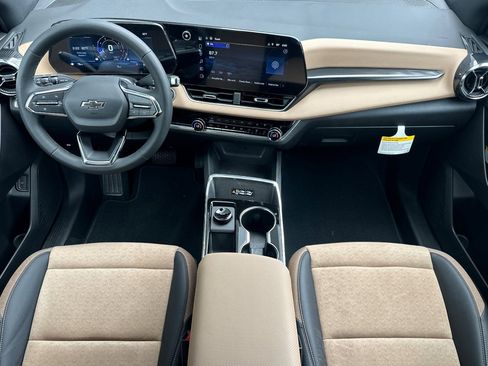 New 2026 Chevrolet Equinox ACTIV w/ Convenience Package III image 12