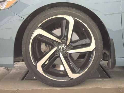 Used 2022 Honda Accord Sport Special Edition image 12