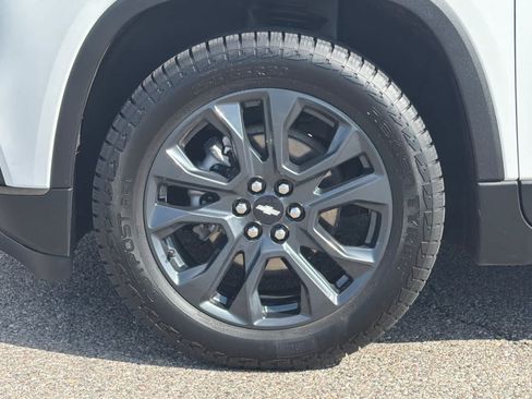 Used 2021 Chevrolet Traverse RS AWD/4WD image 28
