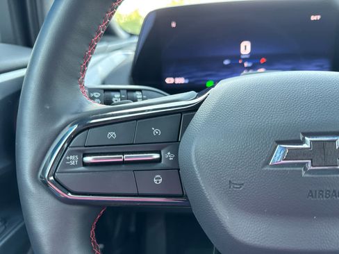 Certified 2024 Chevrolet Equinox EV RS image 30