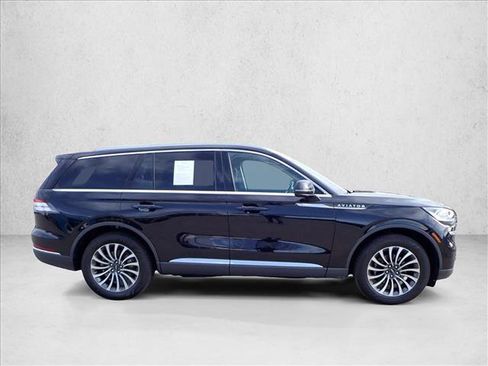 Used 2023 Lincoln Aviator Reserve image 5