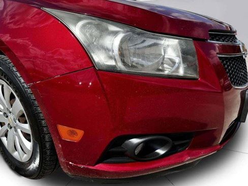 Used 2011 Chevrolet Cruze LT FWD image 11