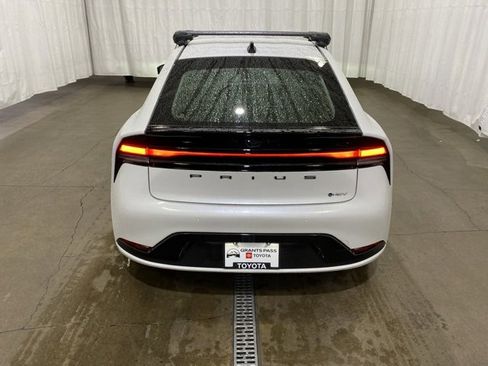 Certified 2026 Toyota Prius XLE image 5