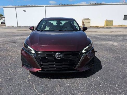 Certified 2023 Nissan Altima 2.5 SV FWD image 9