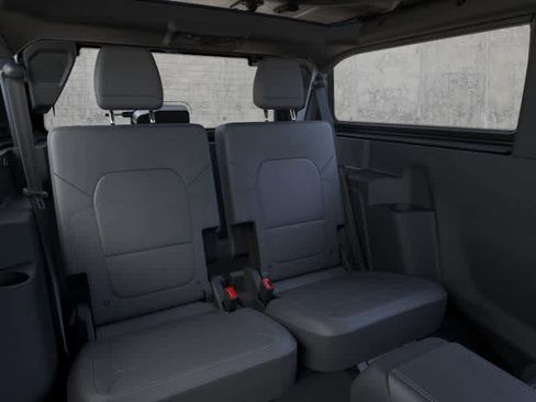 New 2025 Ford Bronco Badlands image 11