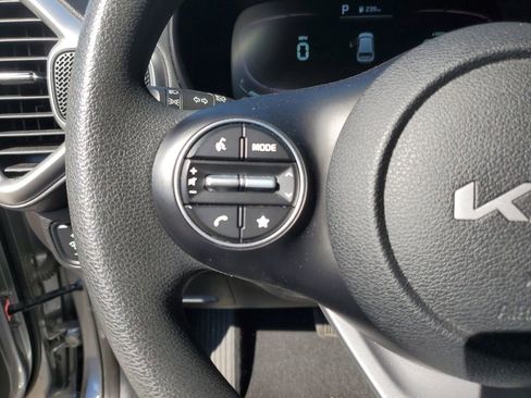 Certified 2023 Kia Soul LX image 25