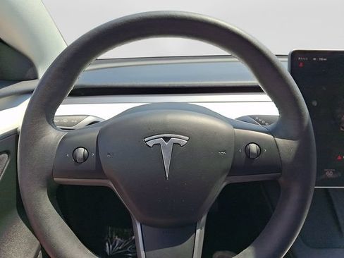 Used 2023 Tesla Model 3 Standard Range RWD image 23
