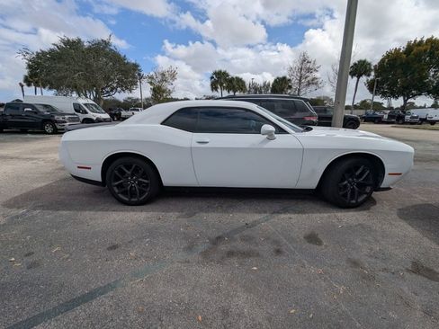 Used 2019 Dodge Challenger SXT w/ Blacktop Package image 3