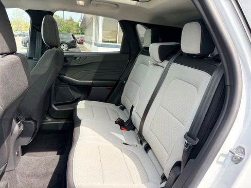Used 2024 Ford Escape Active w/ Tech Pack #1 AWD/4WD image 18