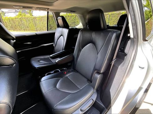 Used 2024 Toyota Grand Highlander FWD image 35