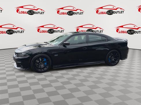 Used 2019 Dodge Charger Scat Pack w/ Dynamics Package RWD image 5
