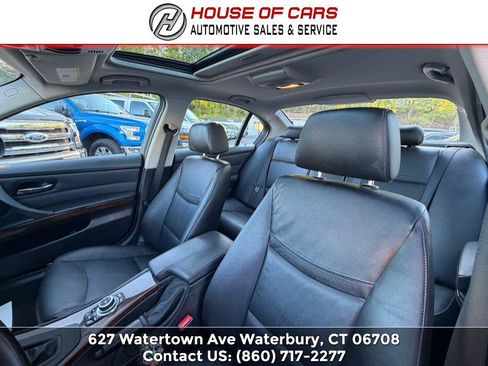 Used 2011 BMW 328i xDrive Sedan AWD/4WD image 21