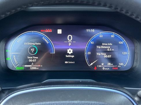 Used 2024 Toyota RAV4 XSE w/ Advanced Technology Package image 24