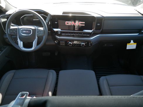 New 2026 GMC Sierra 1500 Elevation AWD/4WD image 6