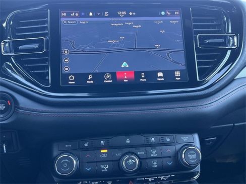 Used 2024 Dodge Durango GT image 14